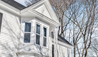 327 Essex St, Bangor, ME 04401