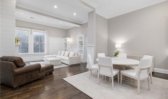 50 School St 5, Newport, RI 02840