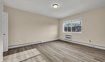 113 Park Ave 18, Danbury, CT 06810