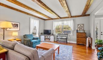 880 S Barre Rd, Barre, VT 05641