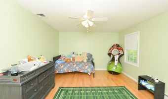 39 Warner St, Bristol, CT 06010