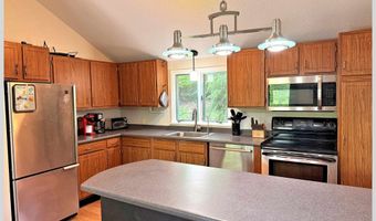 5 Durgin Cir, Campton, NH 03223