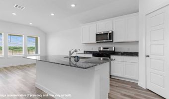 303 Emma St, Angleton, TX 77515