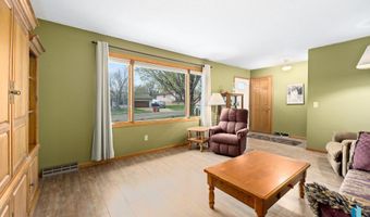 5804 W Westminster Dr, Sioux Falls, SD 57106