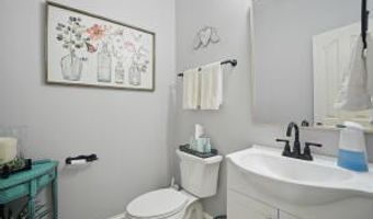 109 Cooper Landing Dr, Aydlett, NC 27916