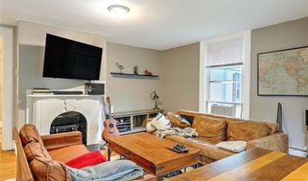 571 Spring St, Newport, RI 02840