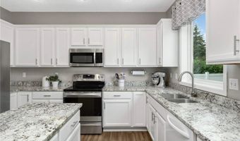 15315 Dundee Ct, Apple Valley, MN 55124