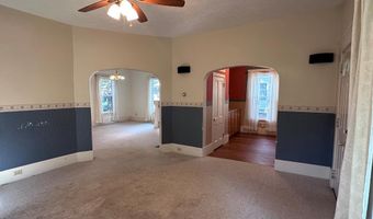 709 N St, Aurora, NE 68818