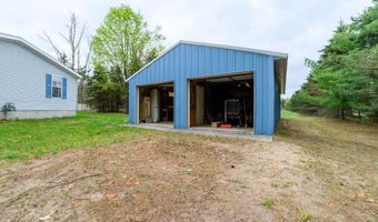 8279 Luce St, Alanson, MI 49706