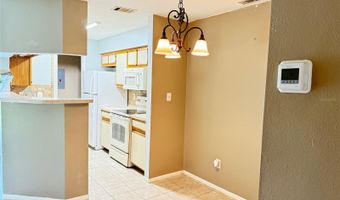 249 AFTON Sq 112, Altamonte Springs, FL 32714