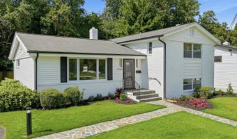 9831 SINGLETON Dr, Bethesda, MD 20817