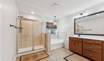 801 PENNINO Ct, Accokeek, MD 20607