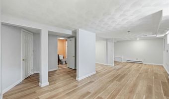 28 Fairview Ave, Cumberland, RI 02864