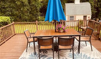 643 Middle Rd, East Greenwich, RI 02818