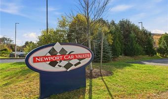 55 John Clarke Rd 3, Middletown, RI 02842