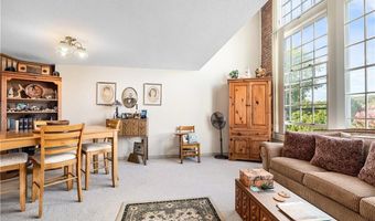 40 Web Ave 202, North Kingstown, RI 02852