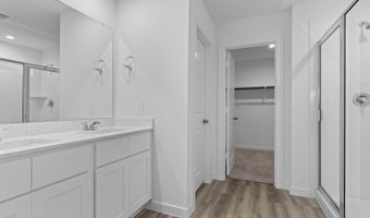 237 Amy St, Angleton, TX 77515