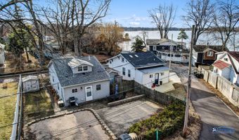 43247 N Grandview Ter, Antioch, IL 60002