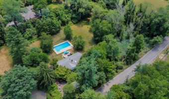 115 Browns Dock Rd, Atlantic Highlands, NJ 07716