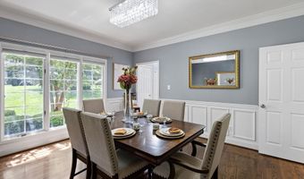 14 STONEBRIDGE Dr, Hockessin, DE 19707