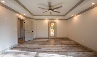 405 Lumpkin Dr, Batesville, AR 72501