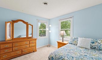 70 N FAIRFIELD Dr, Dover, DE 19901