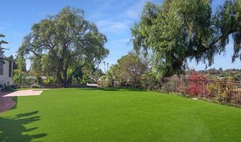 210 S Vine St, Fallbrook, CA 92028