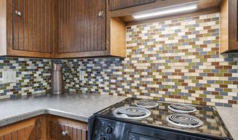 241 E Hardscrabble Rd, Auburn, ME 04210