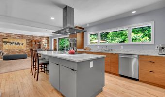1870 POPLAR Rd, Annapolis, MD 21401