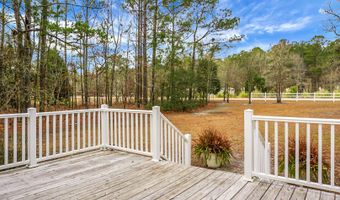 220 Albacore Rd, Bonneau, SC 29431