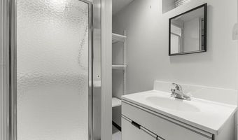 7146 Luana Ave, Allen Park, MI 48101