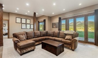 29 WHITE POINT Rd, Cora, WY 82925