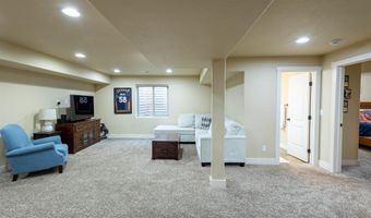 3540 SARATOGA St, Cheyenne, WY 82001