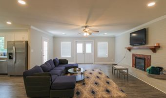 502 Hutchinson Ave, Adel, GA 31620