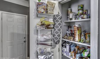 279 Fox Run Rd, Brandon, MS 39047