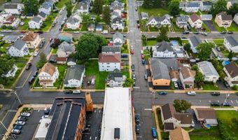 67 Elm St, Andover, NJ 07801