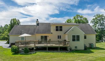 54 Liberty Ln, Barrington, NH 03825