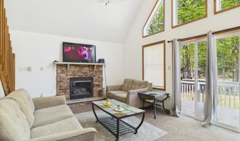 57 Swamp Hollow Ln, Albrightsville, PA 18210