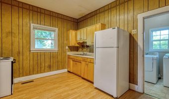 8120 2nd St, Boiling Springs, SC 29316