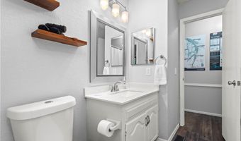 10 Victoria Ln, Bella Vista, AR 72715