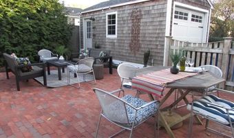 16 Carroll Ave, Newport, RI 02840