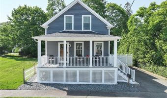48 Garfield Ave, Bristol, RI 02809