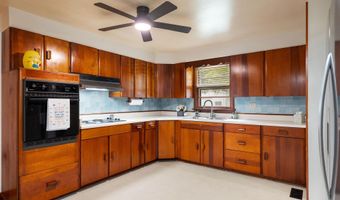 205 Central Ave, Bay, AR 72411