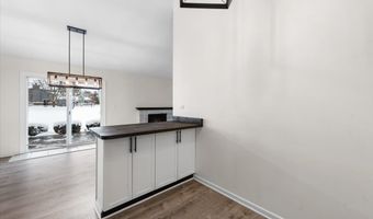 39875 N Golf Ln, Antioch, IL 60002