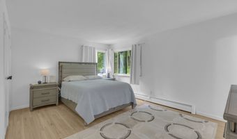 41 Elbow Hill Rd, Brookfield, CT 06804
