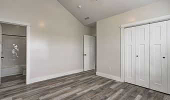 105 Sunburst Cir, Alexandria, IN 46001