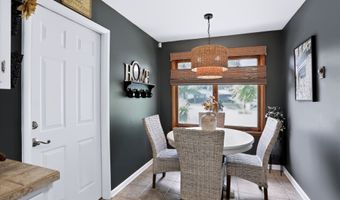 2812 Greenbriar Rd, Anderson, IN 46011