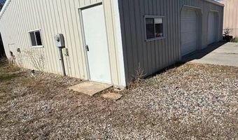 9 Valley Rd, Douglas, WY 82633