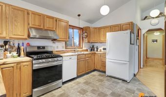 17520 Snow Crest Ln, Anchorage, AK 99516