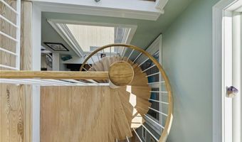 180 Clearview Rd, Charlestown, RI 02813